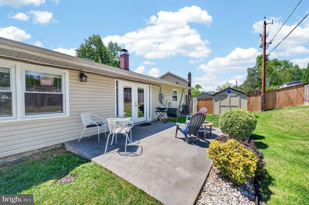 Photo of 3905 CARVEL LANE