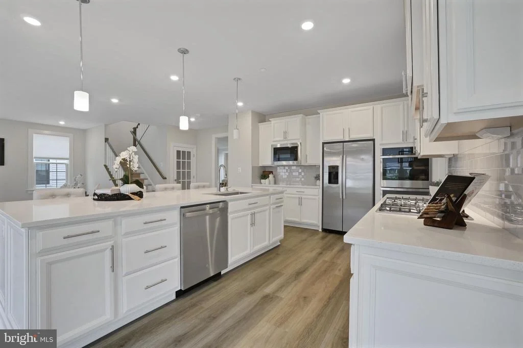 Photo of 7949 LAWNDALE CIRCLE