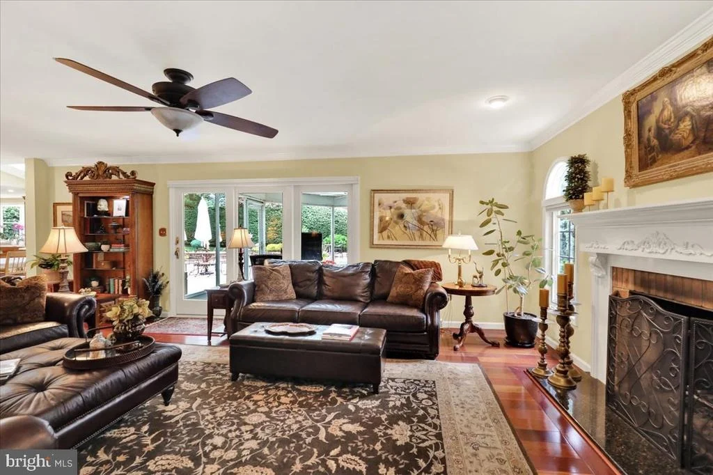 Photo of 225 LOGAN AVENUE