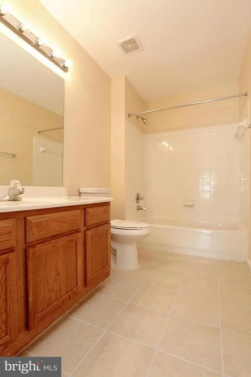 Photo of 2348 HAMPTON DRIVE