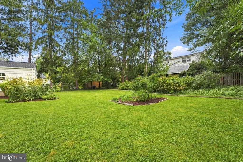 Photo of 9129 WALDEN ROAD