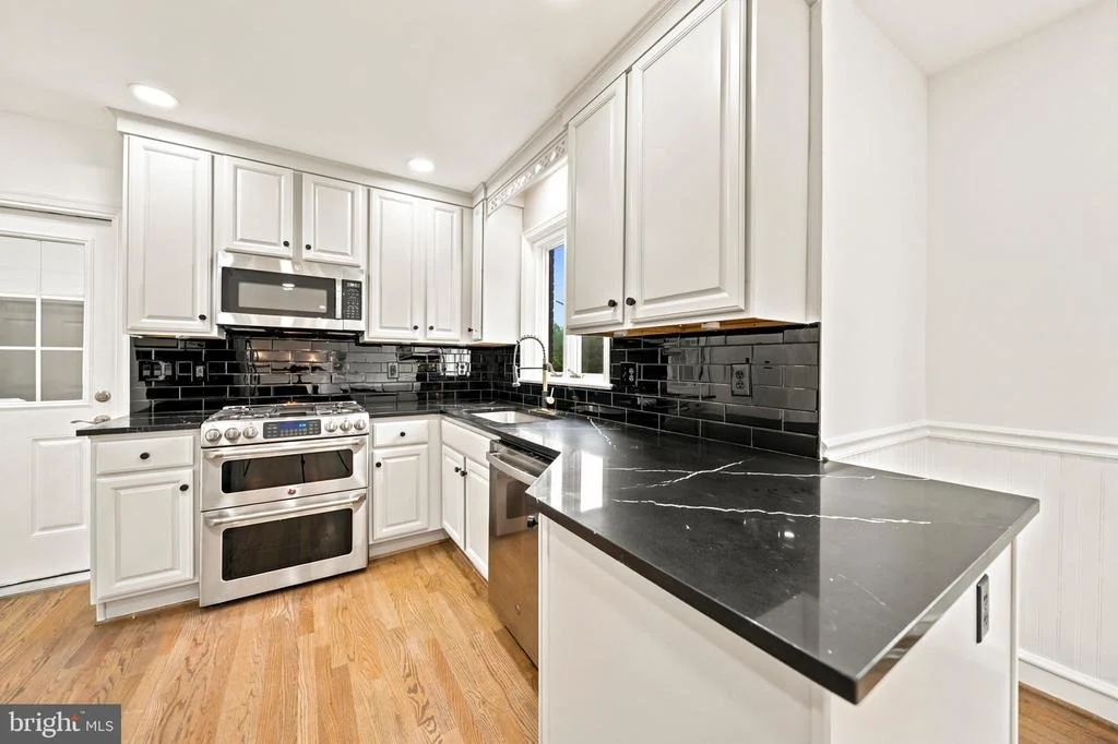 Photo of 4630 MUNCASTER MILL ROAD