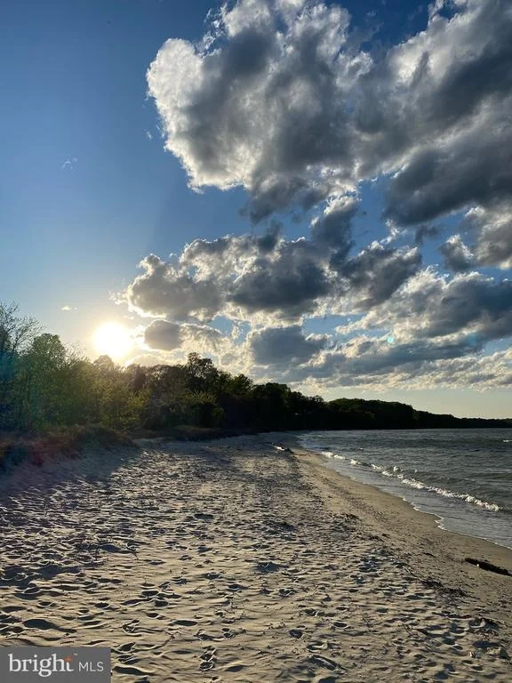 Photo of 1146 CALVERT BEACH ROAD