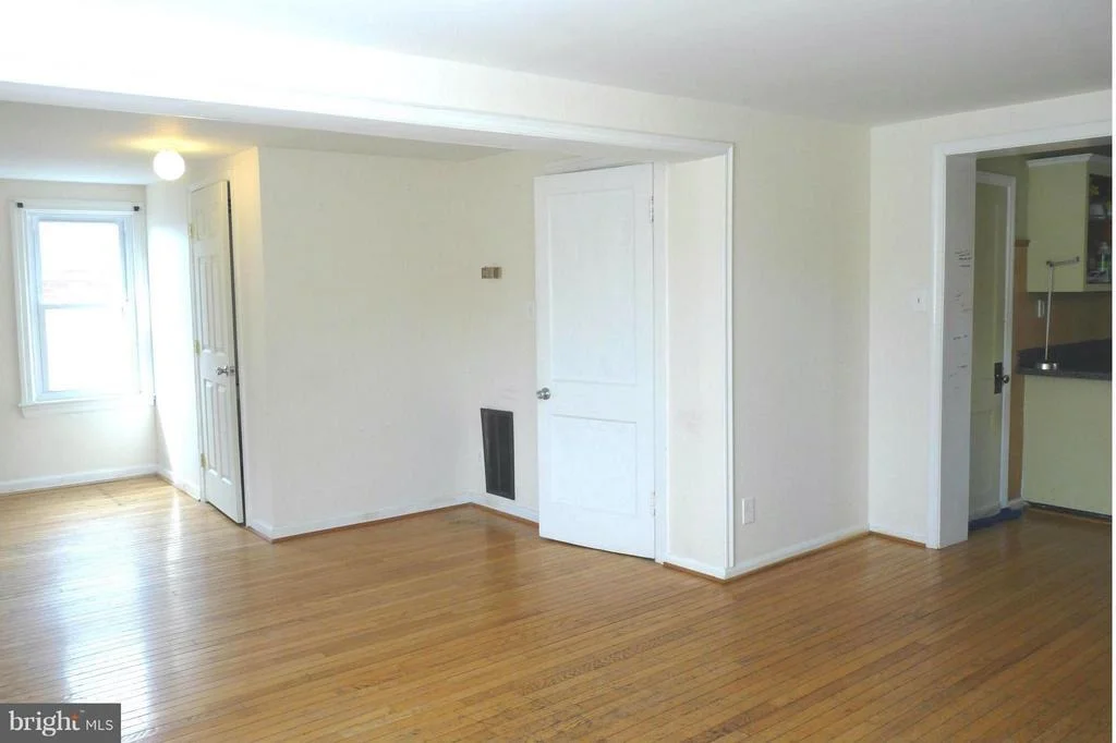 Photo of 604 MILITARY ROAD