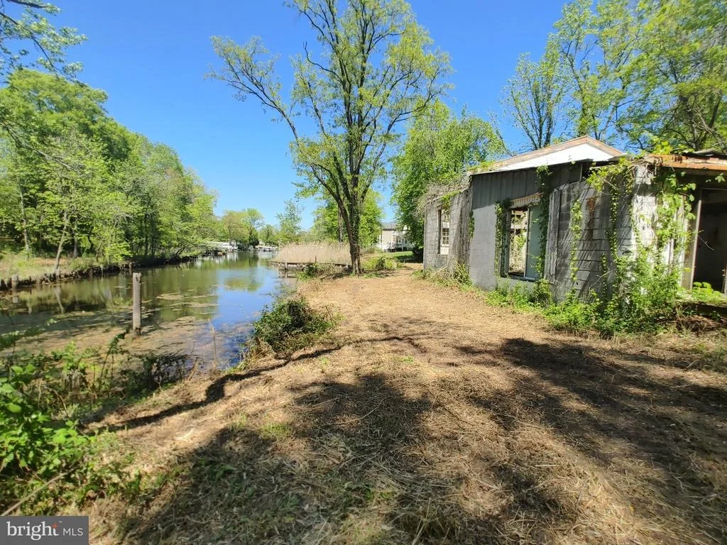 Photo of 4180 SHOREHAM BEACH ROAD