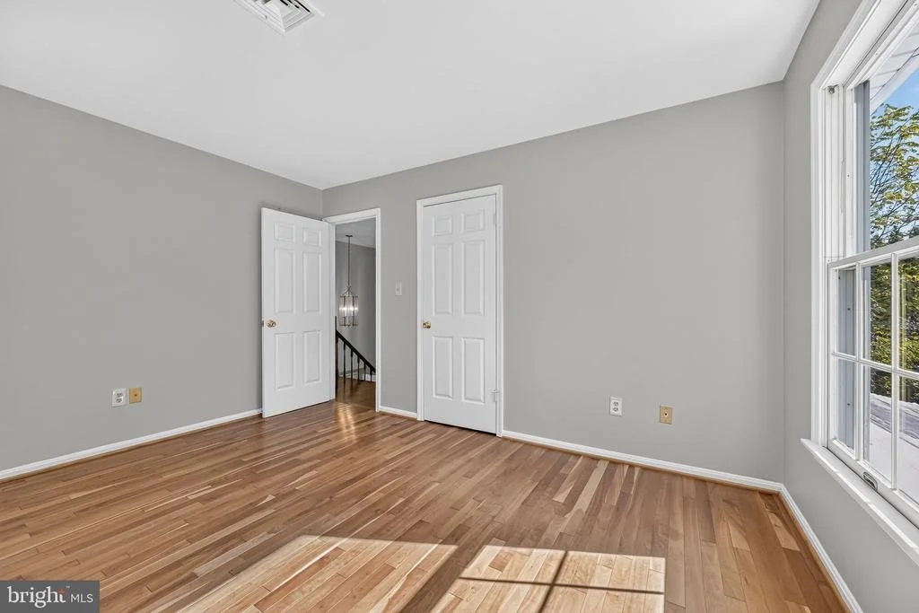 Photo of 8683 FELSVIEW DRIVE