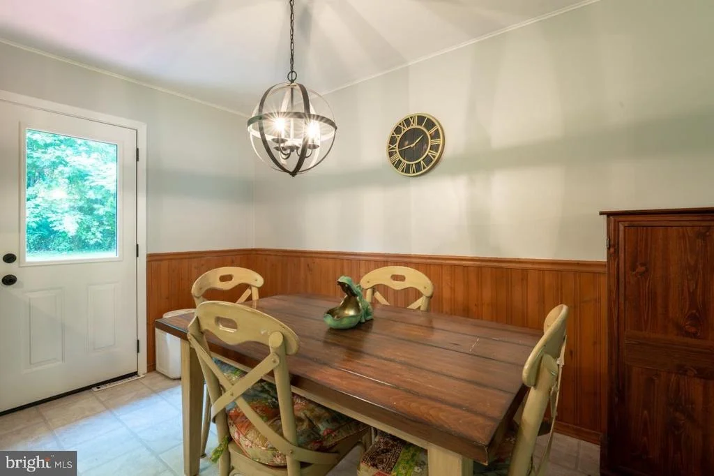 Photo of 2125 OAK ROAD