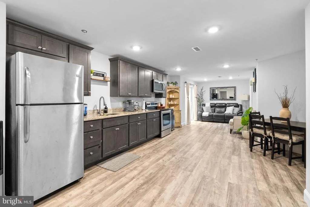 Photo of 902 MANOR HOUSE DRIVE