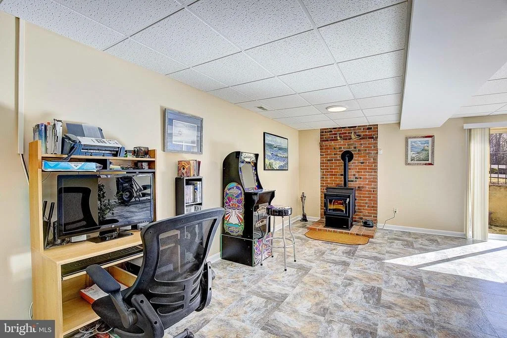 Photo of 5018 LONG BEACH ROAD