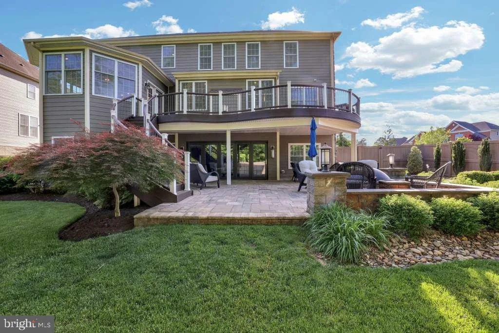 Photo of 8227 SAINT FRANCIS DRIVE