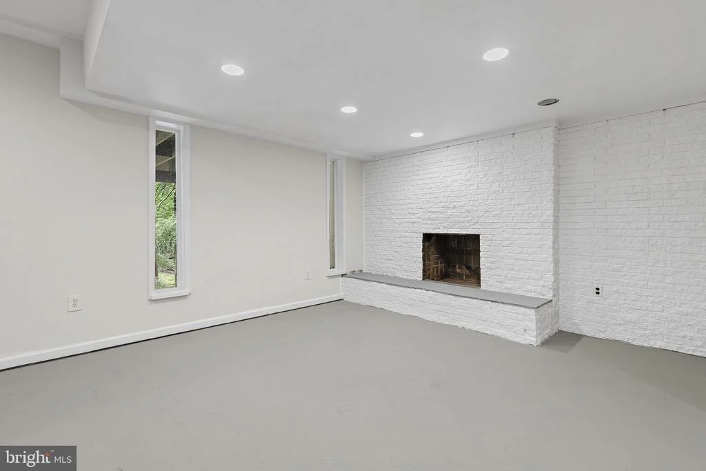 Photo of 3005 SYCAMORE COURT