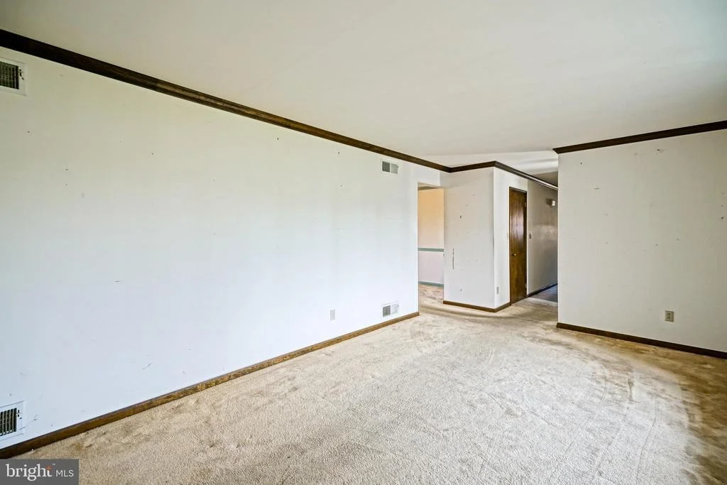 Photo of 30455 E MILL RUN