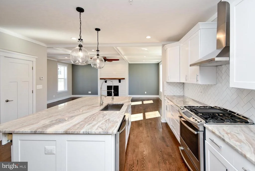 Photo of 4909 QUEENSBURY ROAD