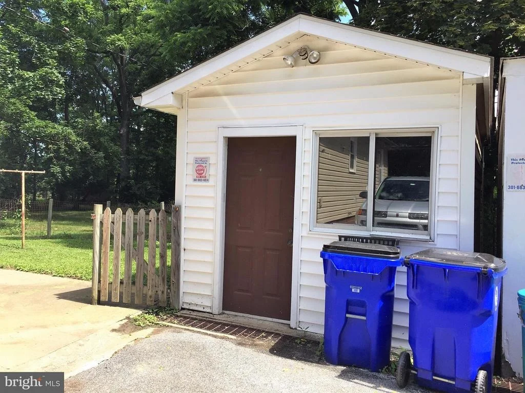 Photo of 1675 SHOOKSTOWN ROAD
