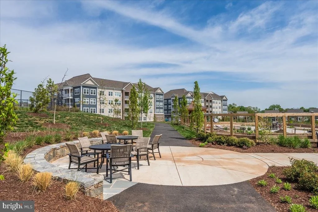 Photo of 21717 HAWKSBILL HIGH CIRCLE