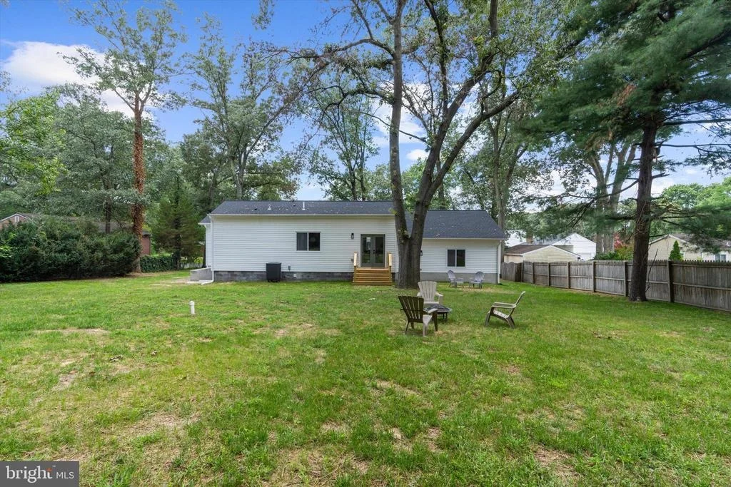 Photo of 7851 SPRUCE HILL ROAD