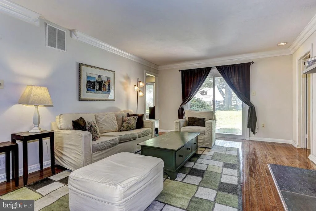 Photo of 15005 WELLWOOD ROAD