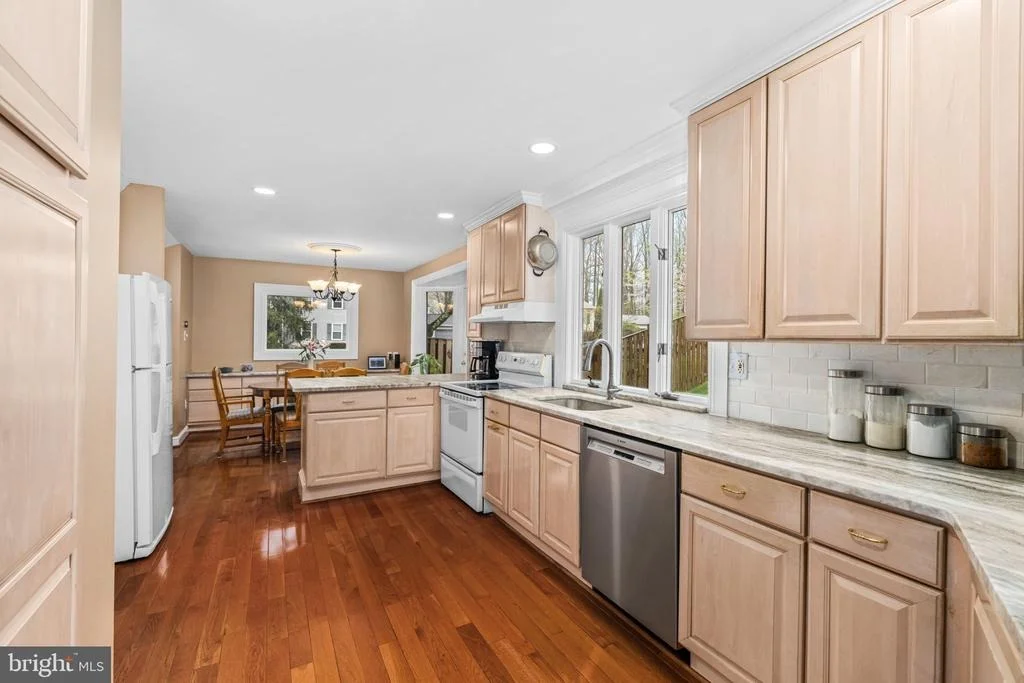 Photo of 9757 TURNBUCKLE DRIVE