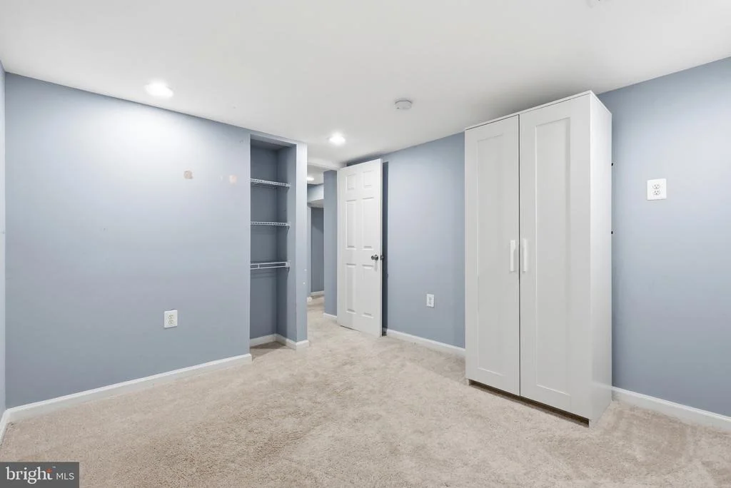 Photo of 6515 GATEWAY BOULEVARD