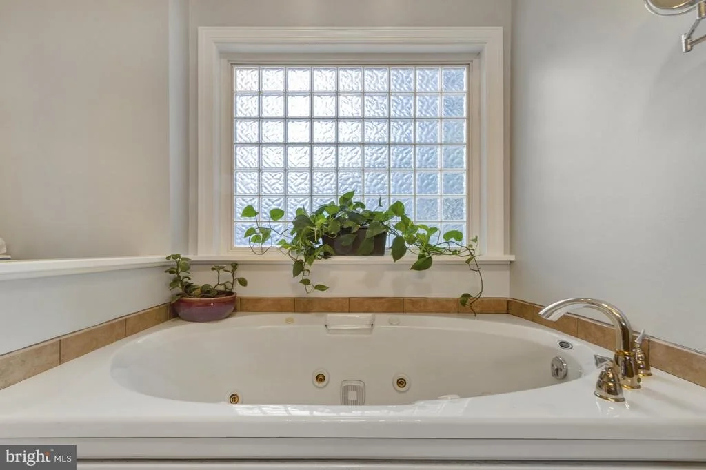 Photo of 16132 HUDSON ROAD