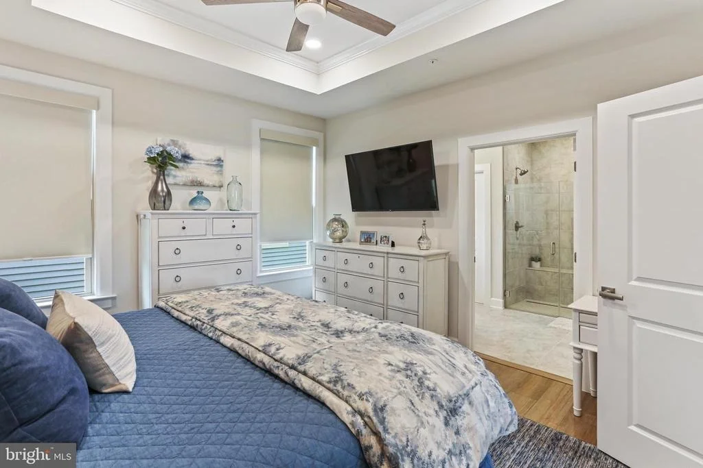 Photo of 384 CROWN POINT DRIVE