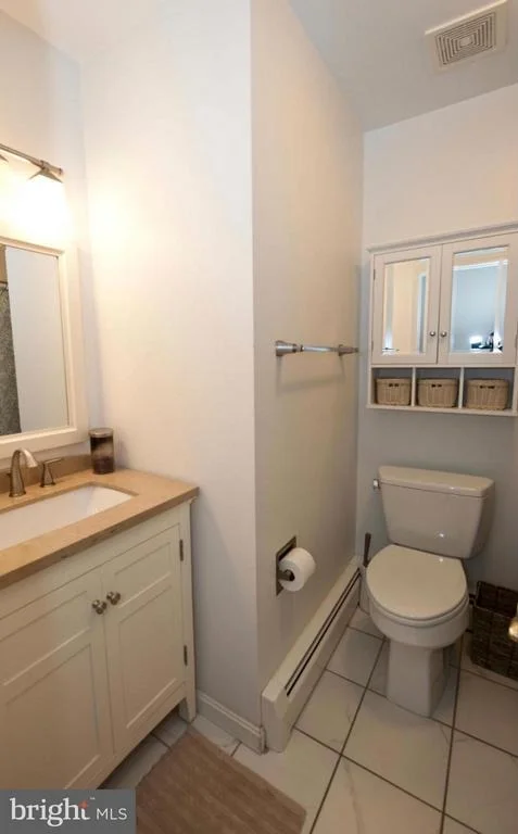 Photo of 5002 LEE HILL CIRCLE