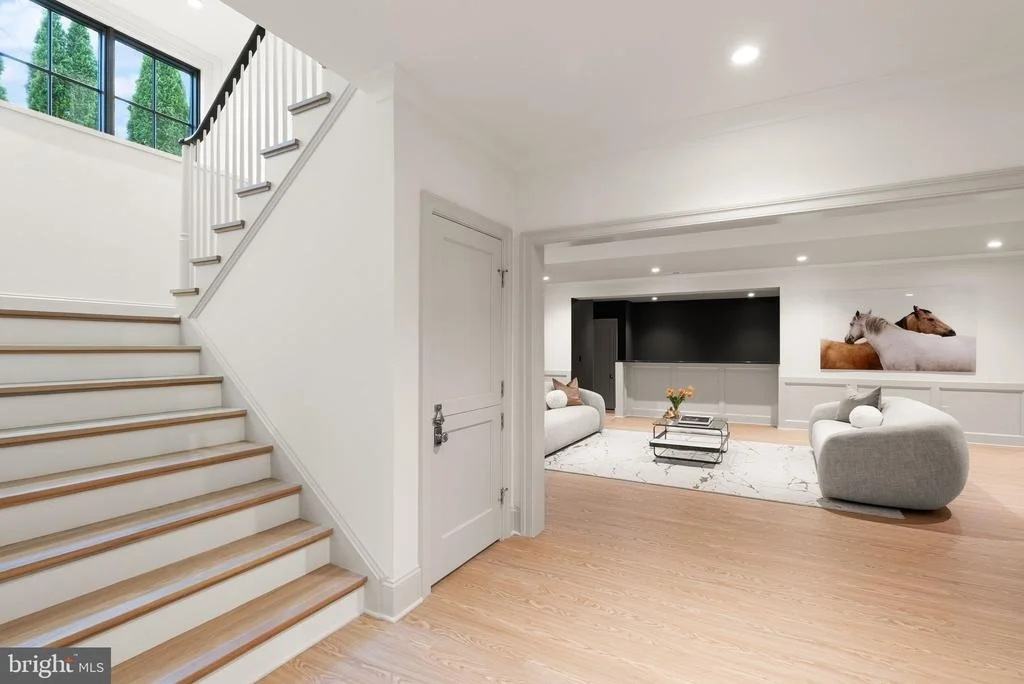 Photo of 1223 SOMERSET DRIVE