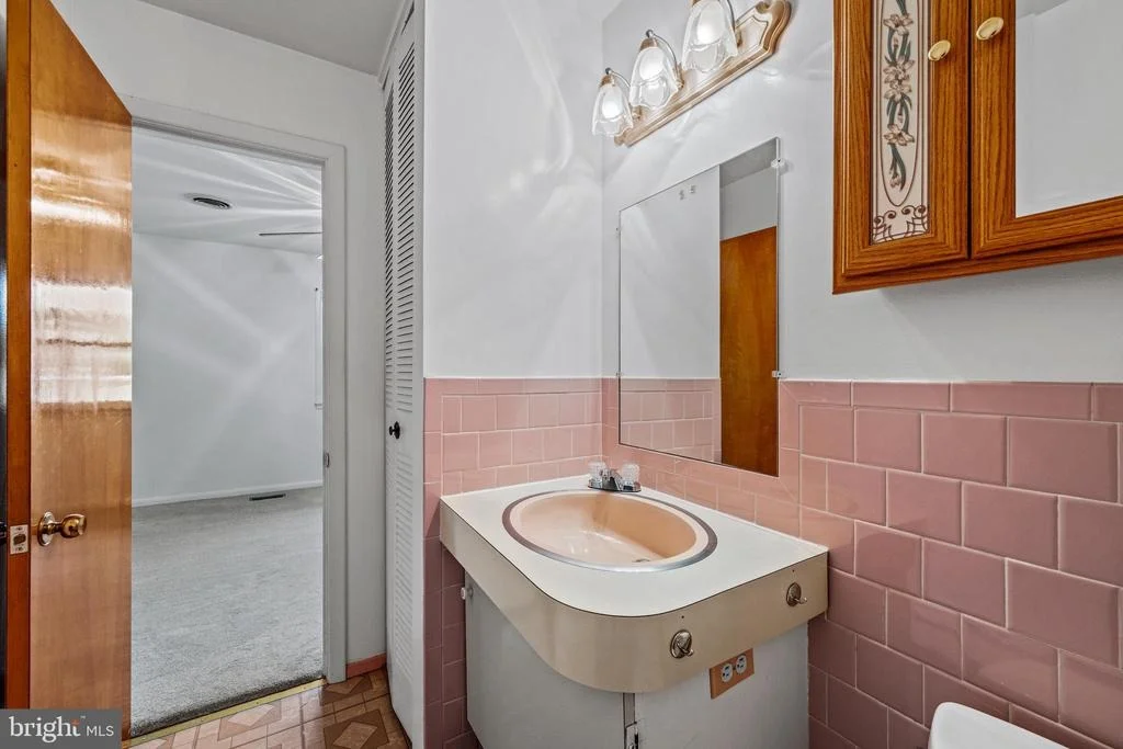 Photo of 4090 BOTELER ROAD