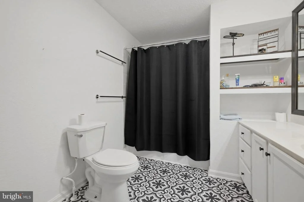 Photo of 7313 COVINGTONS CORNER ROAD