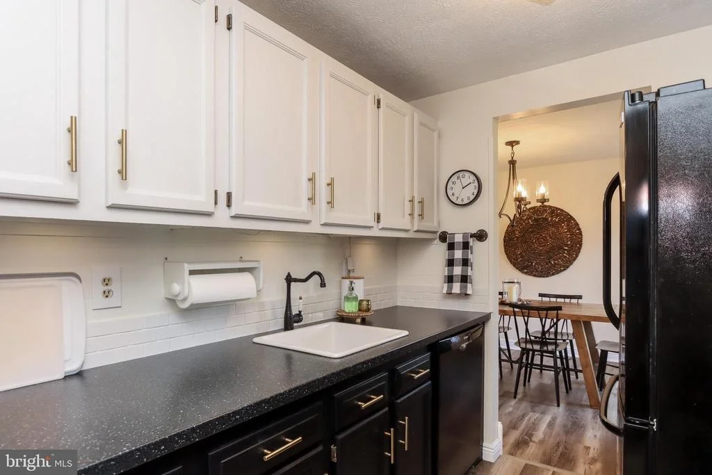 Photo of 4400 AGATE COURT