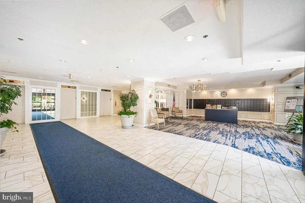 Photo of Unit 1807 at 15101 INTERLACHEN DRIVE