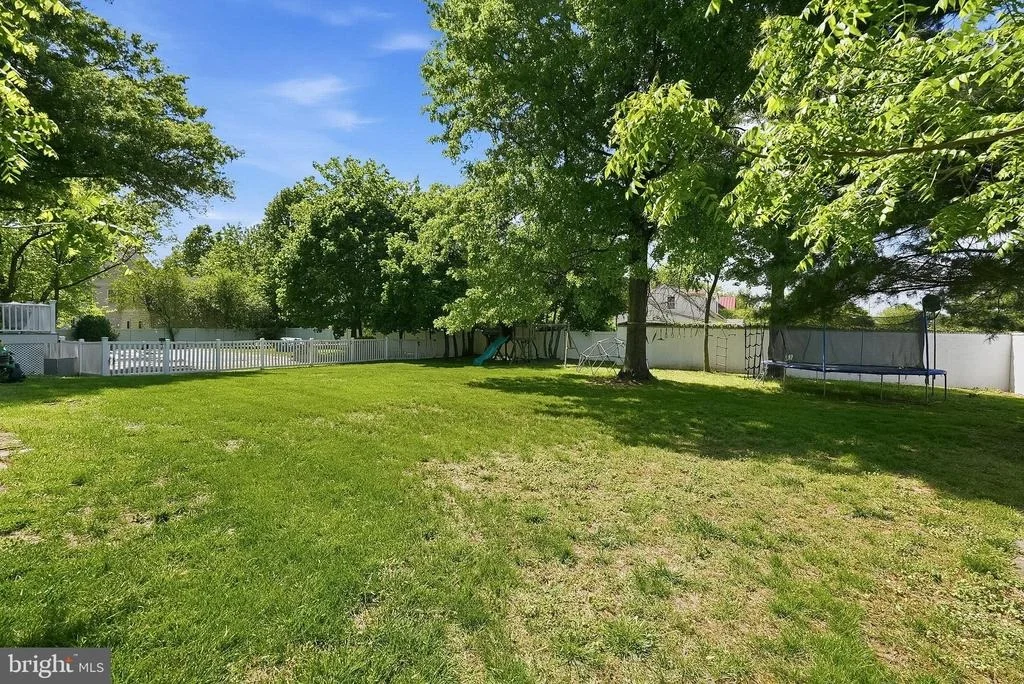 Photo of 9026 SUDLEY ROAD