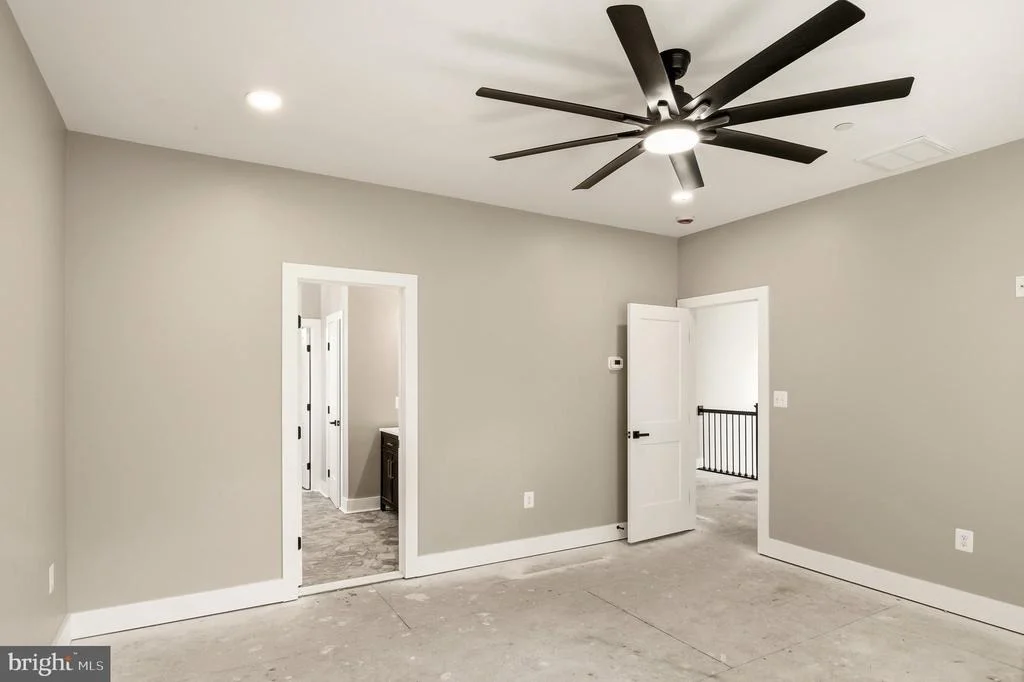 Photo of 584 PARK ROAD