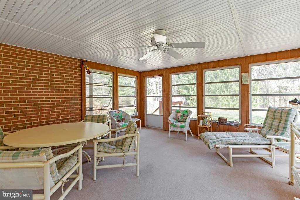 Photo of 17335 DONORA ROAD