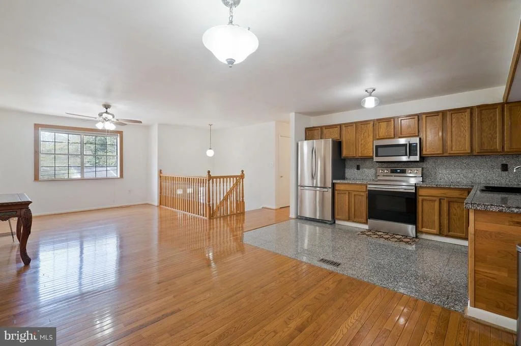 Photo of 1181 GATEWAY DRIVE