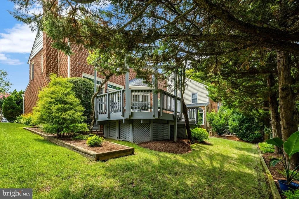 Photo of 9828 FOX REST LANE