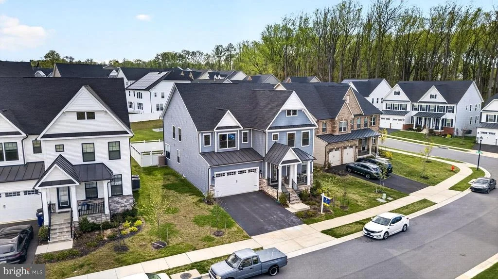 Photo of 7973 LAWNDALE CIRCLE