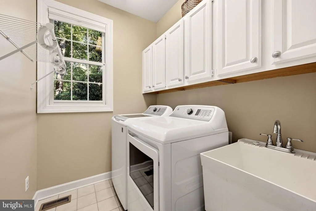 Photo of 9008 ADVANTAGE COURT