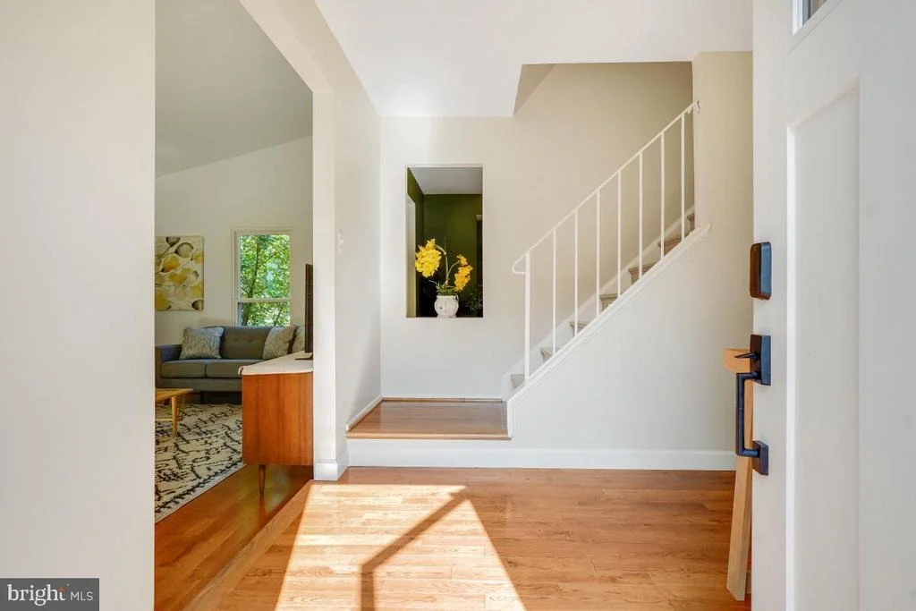 Photo of 14652 WOONSOCKETT DRIVE