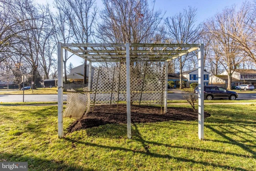 Photo of 226 SUMMIT HALL ROAD