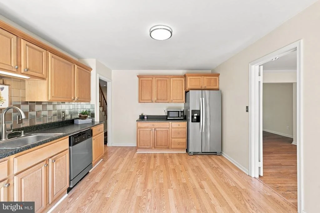 Photo of 2400 E GATE DRIVE