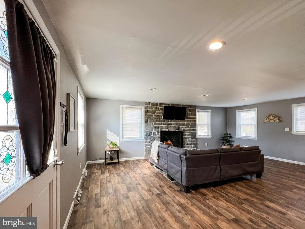 Photo of 18224 LAPPANS ROAD