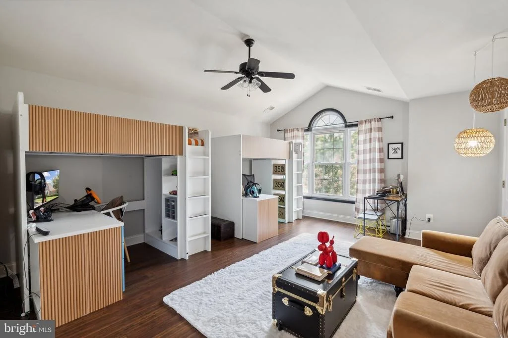 Photo of 15776 COOL SPRING DRIVE