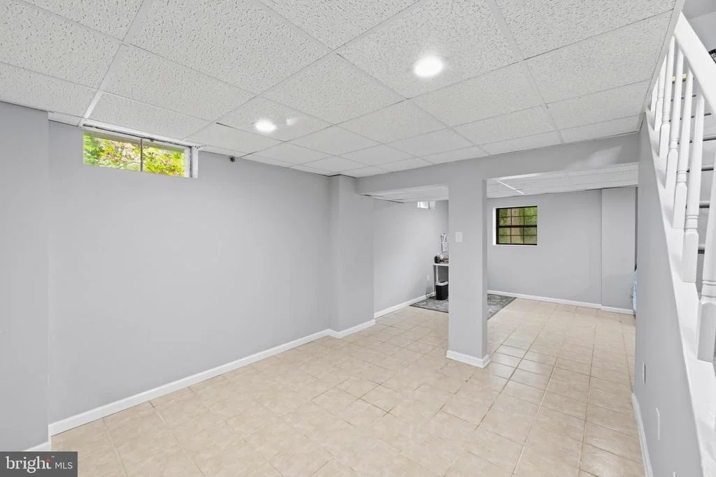 Photo of 37 CHATHAM DRIVE