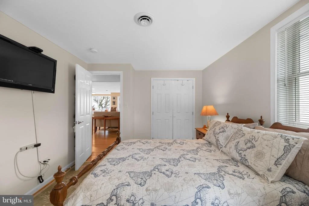 Photo of 3621 BAY DRIVE