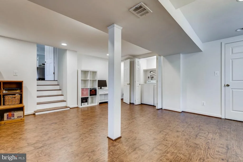 Photo of 706 VENICE DRIVE