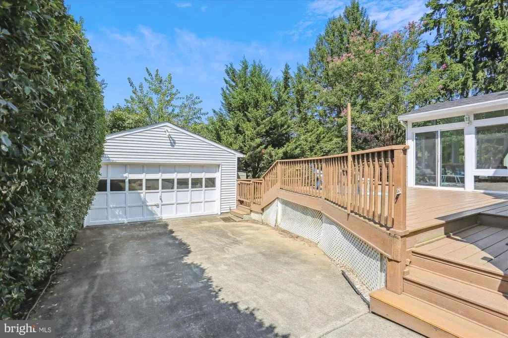Photo of 16724 SHEA LANE