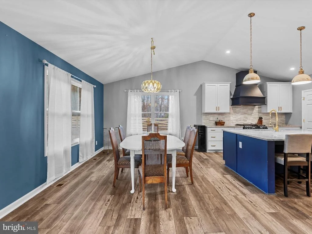 Photo of 367 PINEHURST DRIVE