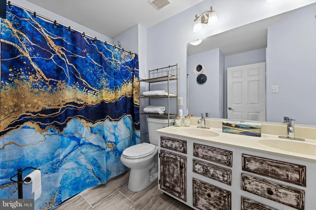 Photo of 9261 MATTHEW DRIVE