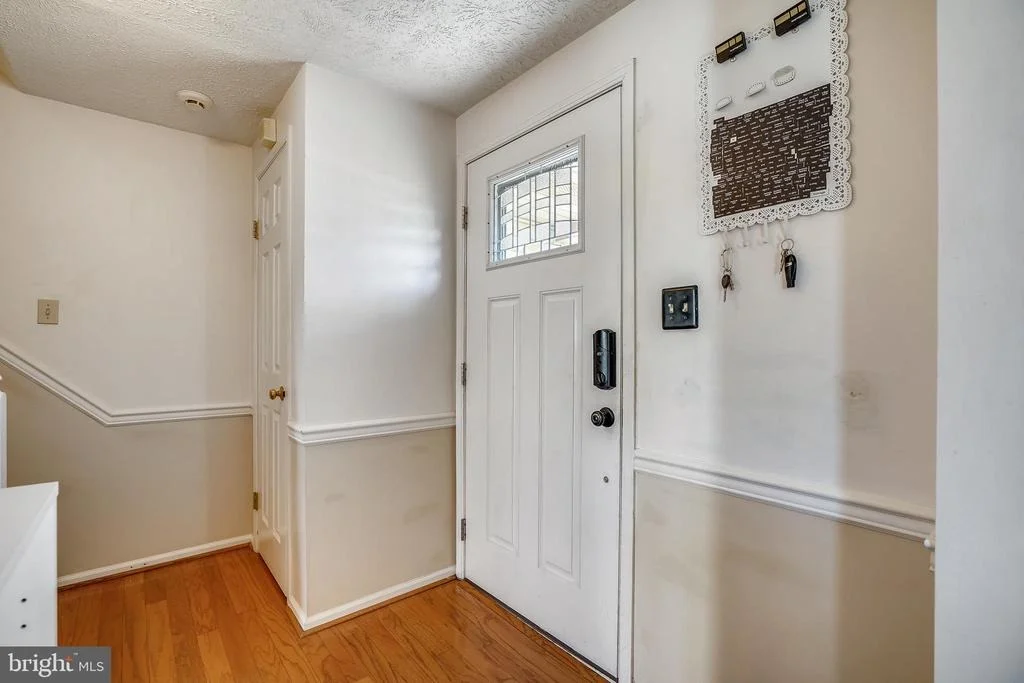 Photo of 8024 NIGHTWIND COURT